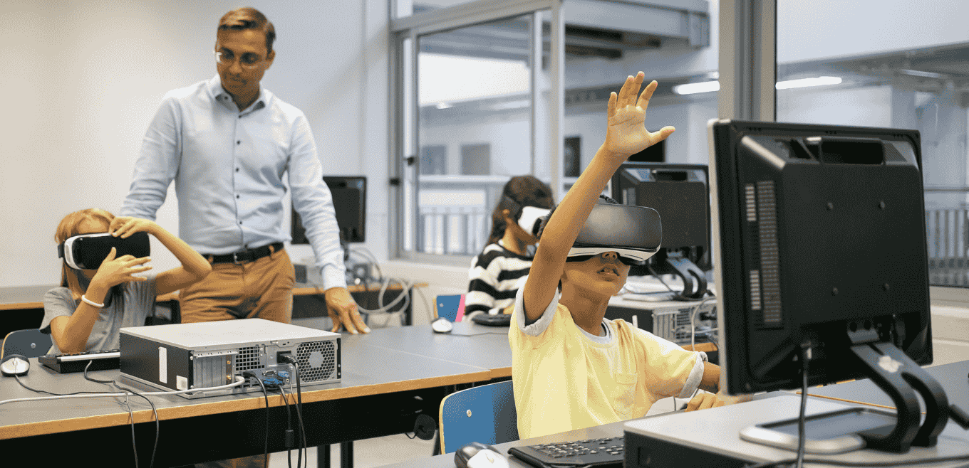 AR/VR immersive learning